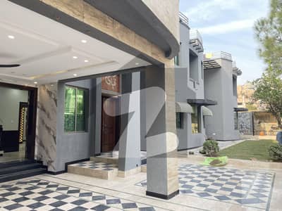 بحریہ ٹاؤن فیز 1 بحریہ ٹاؤن راولپنڈی,راولپنڈی میں 5 کمروں کا 1 کنال مکان 9.75 کروڑ میں برائے فروخت۔ بحریہ ٹاؤن فیز 1 بحریہ ٹاؤن راولپنڈی,راولپنڈی میں 5 کمروں کا 1 کنال مکان 9.75 کروڑ میں برائے فروخت۔