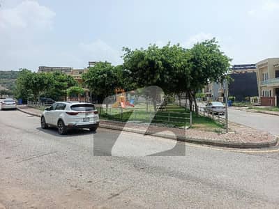 Plot For Sale Sector I 5 Marla  street 23 plot Possession utilities Paid  Bahria Enclave Islamabad