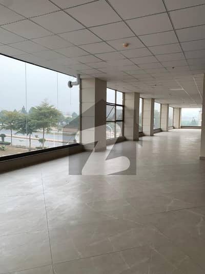 گلبرگ گرینز گلبرگ,اسلام آباد میں 10 مرلہ Studio دفتر 2.5 لاکھ میں کرایہ پر دستیاب ہے۔