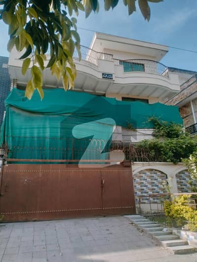 جی ۔ 14/4 جی ۔ 14,اسلام آباد میں 6 کمروں کا 9 مرلہ مکان 5.3 کروڑ میں برائے فروخت۔