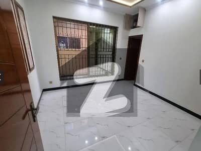 Beautiful 4 Marla Park Face House For Sale