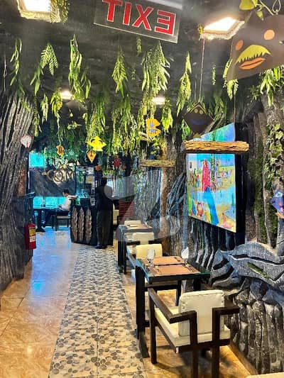 ایف ۔ 8 اسلام آباد میں 3 کنال Studio علاوہ 2.2 کروڑ میں برائے فروخت۔