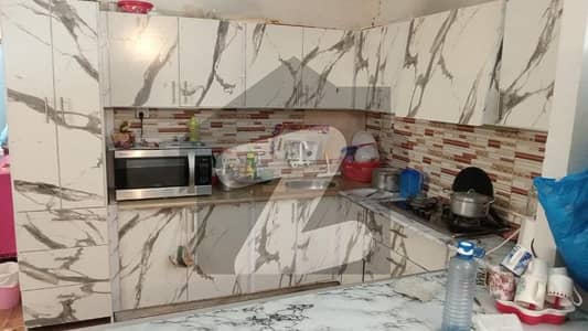 کلفٹن ۔ بلاک 3 کلفٹن,کراچی میں 2 کمروں کا 6 مرلہ فلیٹ 1.65 کروڑ میں برائے فروخت۔