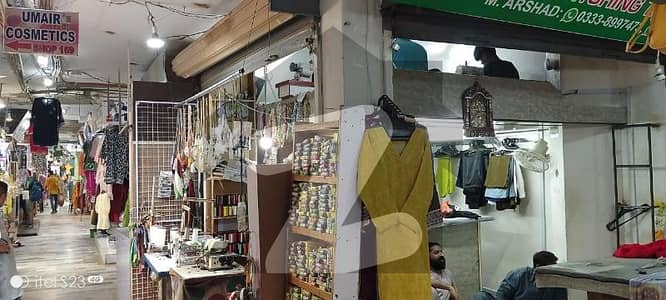 گلستانِِ جوہر ۔ بلاک 17 گلستانِ جوہر,کراچی میں 0 مرلہ دکان 43.0 ہزار میں کرایہ پر دستیاب ہے۔