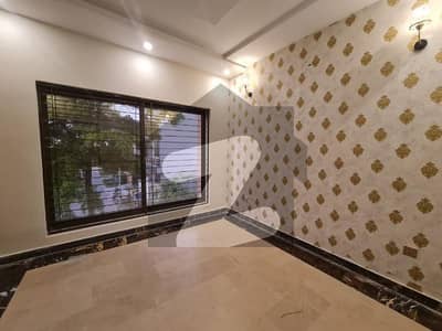 5 Marla Slightly Used House for Sale in Paragon City Ideal Family Home