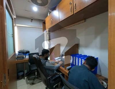 گلستانِ جوہر کراچی میں 2 مرلہ Studio دفتر 45.0 ہزار میں کرایہ پر دستیاب ہے۔