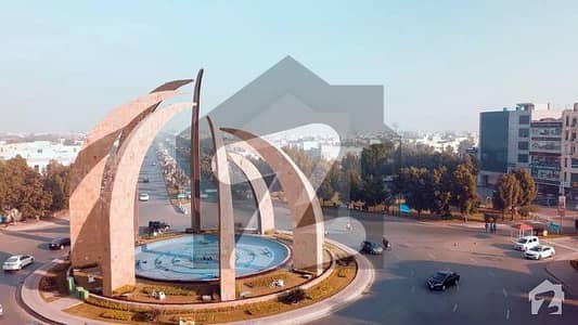 بحریہ ٹاؤن شاہین بلاک بحریہ ٹاؤن سیکٹر B,بحریہ ٹاؤن,لاہور میں 1 کنال رہائشی پلاٹ 5.0 کروڑ میں برائے فروخت۔