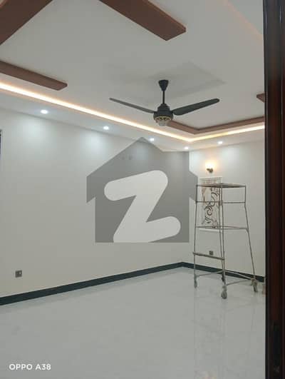 ایل ڈی اے ایوینیو ۔ بلاک ایم ایل ڈی اے ایوینیو,لاہور میں 3 کمروں کا 10 مرلہ بالائی پورشن 48.0 ہزار میں کرایہ پر دستیاب ہے۔