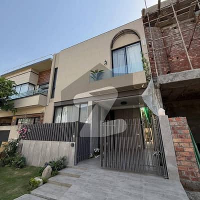 ڈی ایچ اے فیز 6 ڈیفنس (ڈی ایچ اے),لاہور میں 3 کمروں کا 5 مرلہ مکان 1.19 لاکھ میں کرایہ پر دستیاب ہے۔