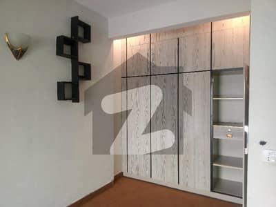 5Mrla upper portion 2master bedroom with attached bath kitchen separate intress