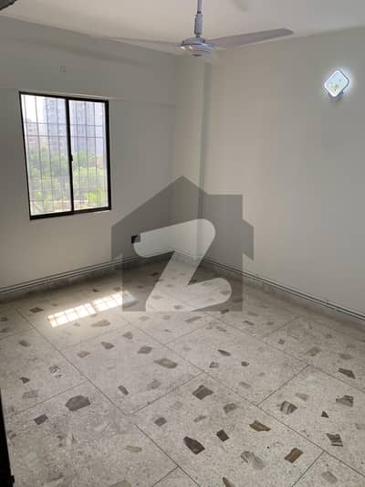 3Bed Apartment with lift and Parking in Frere town