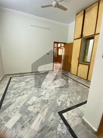 2 bedrooms One Bathroom lounge and kitchen