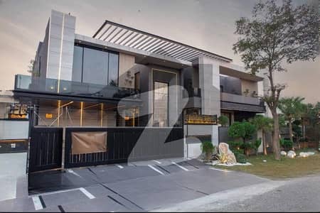 ڈی ایچ اے فیز 6 ڈیفنس (ڈی ایچ اے),لاہور میں 6 کمروں کا 2 کنال مکان 36.5 کروڑ میں برائے فروخت۔