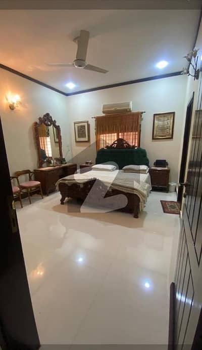 پی ای سی ایچ ایس بلاک 6 پی ای سی ایچ ایس,جمشید ٹاؤن,کراچی میں 5 کمروں کا 10 مرلہ مکان 3.3 لاکھ میں کرایہ پر دستیاب ہے۔