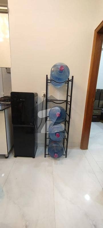 3 bed drawing dinning lounge kitchen lift   fully furnished