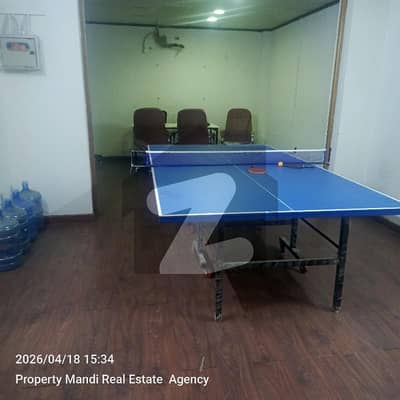 پی ای سی ایچ ایس بلاک 2 پی ای سی ایچ ایس,جمشید ٹاؤن,کراچی میں 3 مرلہ دفتر 53.0 ہزار میں کرایہ پر دستیاب ہے۔