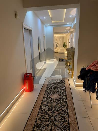 لکسس مال اینڈ ریزیڈینسی گلبرگ گرینز ۔ بلاک بی,گلبرگ گرینز,گلبرگ,اسلام آباد میں 4 کمروں کا 1 کنال پینٹ ہاؤس 5.0 کروڑ میں برائے فروخت۔