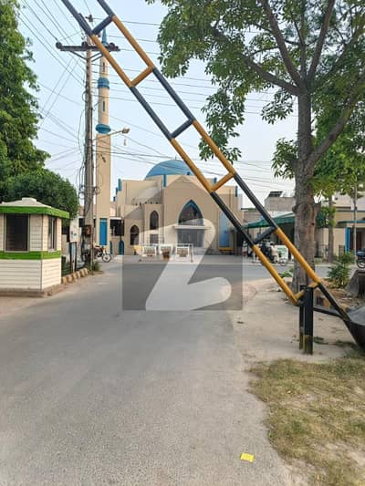 بینکرز ہاؤسنگ سوسائٹی ۔ بلاک اے بینکرز کوآپریٹو ہاؤسنگ سوسائٹی,لاہور میں 10 مرلہ رہائشی پلاٹ 2.5 کروڑ میں برائے فروخت۔