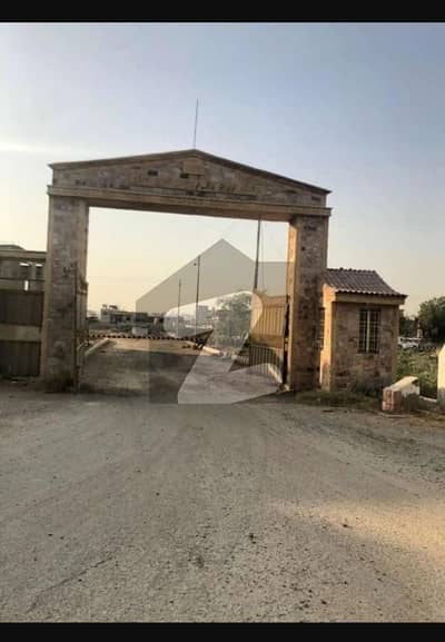 best location plot for sale at Saadabad