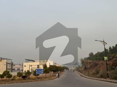 1Kanal ideal location plot with stunning murre & margalla hills view