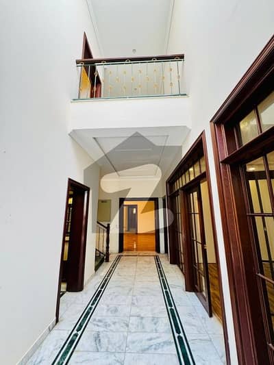 Double Storey Luxury Full House Is Available For Rent
