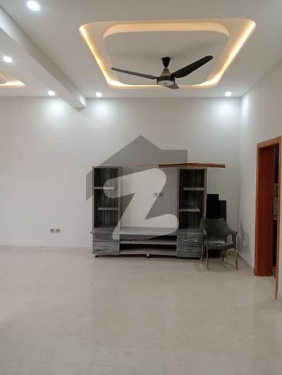 بحریہ انکلیو - سیکٹر این بحریہ انکلیو,بحریہ ٹاؤن,اسلام آباد میں 3 کمروں کا 5 مرلہ مکان 2.6 کروڑ میں برائے فروخت۔