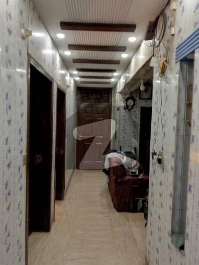 یتیم خانہ چوک ملتان روڈ,لاہور میں 5 کمروں کا 11 مرلہ مکان 3.85 کروڑ میں برائے فروخت۔