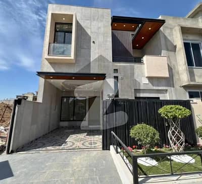 بی ۔ 17 اسلام آباد میں 4 کمروں کا 5 مرلہ مکان 2.25 کروڑ میں برائے فروخت۔