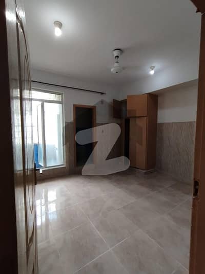 سوان گارڈن اسلام آباد میں 2 کمروں کا 3 مرلہ فلیٹ 30.0 ہزار میں کرایہ پر دستیاب ہے۔