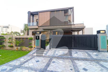 ڈی ایچ اے فیز 6 ڈیفنس (ڈی ایچ اے),لاہور میں 5 کمروں کا 1 کنال مکان 14.25 کروڑ میں برائے فروخت۔