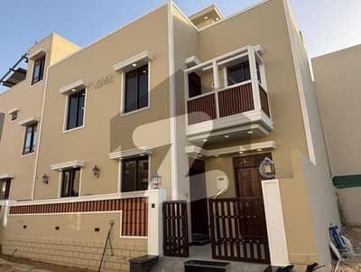 Beautiful banglow for sale in Naya Nazimabad block A