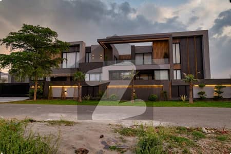 ڈی ایچ اے فیز 2 ڈیفنس (ڈی ایچ اے),لاہور میں 6 کمروں کا 2 کنال مکان 15.0 کروڑ میں برائے فروخت۔