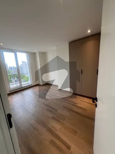 Spacious 2+1 Bed Apartment Near MM Alam Road|Gulberg