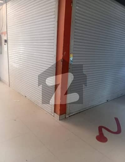 Shop Available For Rent