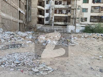 Prime Location Commercial Plot Of 700 Square Yards Available In North Nazimabad - Block K