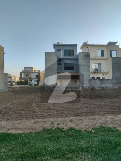 پارک ویو سٹی ۔ اوورسیز بلاک پارک ویو سٹی,لاہور میں 5 مرلہ رہائشی پلاٹ 40.0 لاکھ میں برائے فروخت۔