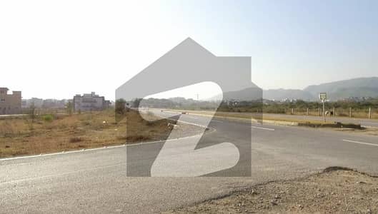 ڈی ۔ 12 اسلام آباد میں 4 مرلہ رہائشی پلاٹ 2.7 کروڑ میں برائے فروخت۔