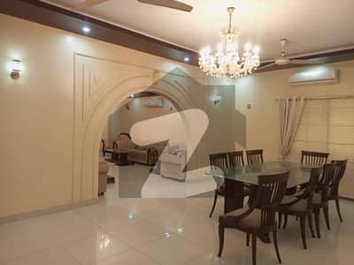 1000 yards bungalow for sale in dha phase 6