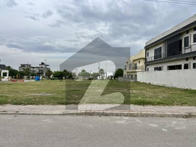 20 Marla Levelled Ideal Location Plot