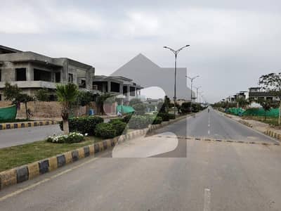 ڈی ایچ اے ڈیفینس پشاور میں 1 کنال پلاٹ فائل 74.0 لاکھ میں برائے فروخت۔