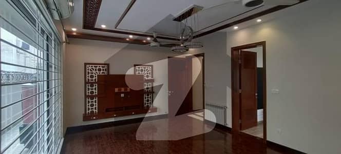 Luxury Living | 1 Kanal Elegant Bungalow For Rent In DHA Phase 5