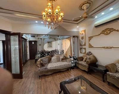 بحریہ ٹاؤن سیکٹر سی بحریہ ٹاؤن,لاہور میں 5 کمروں کا 10 مرلہ مکان 3.7 کروڑ میں برائے فروخت۔