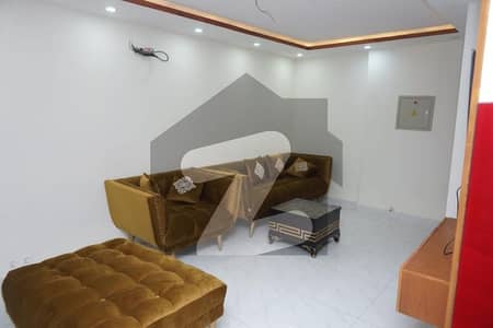 850 Square Feet Flat In Bahria Town - Sector E For sale At Good Location