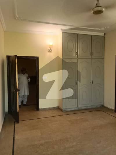 Office Space With 3 Bed Neat & Clean