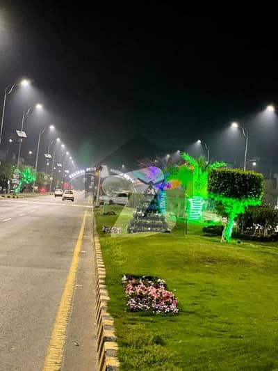 سینٹرل پارک - بلاک اے اے سینٹرل پارک ہاؤسنگ سکیم,لاہور میں 8 مرلہ کمرشل پلاٹ 2.45 کروڑ میں برائے فروخت۔