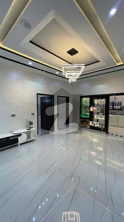ایل ڈی اے ایوینیو لاہور میں 6 کمروں کا 10 مرلہ مکان 3.95 کروڑ میں برائے فروخت۔