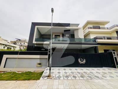 Luxury 1 Kanal Designer House For Sale In DHA Phase 2 7 Beds Near Central Park & Giga Mall