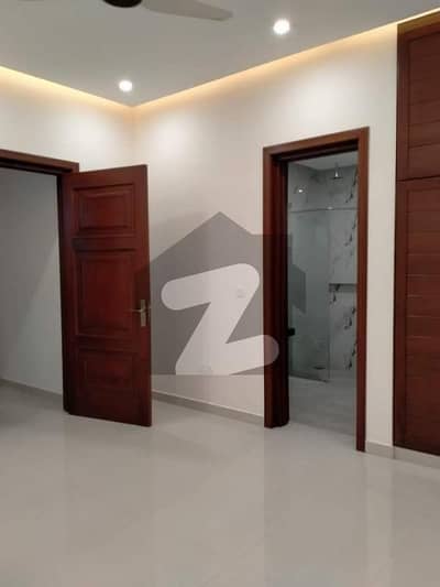 گارڈن ٹاؤن لاہور میں 2 کنال مکان 7.0 لاکھ میں کرایہ پر دستیاب ہے۔