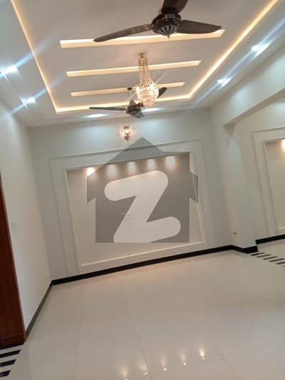 I-11/2 brand new gurond portion for rent very good location