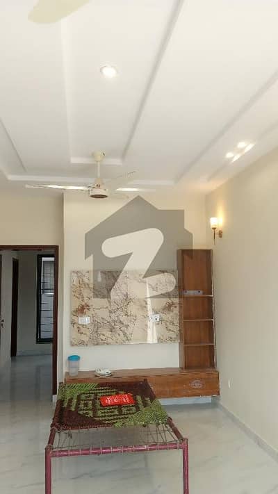 ڈی ایچ اے 11 رہبر سیکٹر 2 ڈی ایچ اے 11 رہبر,لاہور میں 3 کمروں کا 5 مرلہ مکان 2.4 کروڑ میں برائے فروخت۔